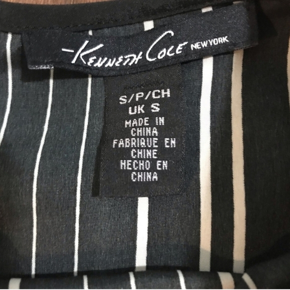 Kenneth Cole, floral top - Picture 5 of 5